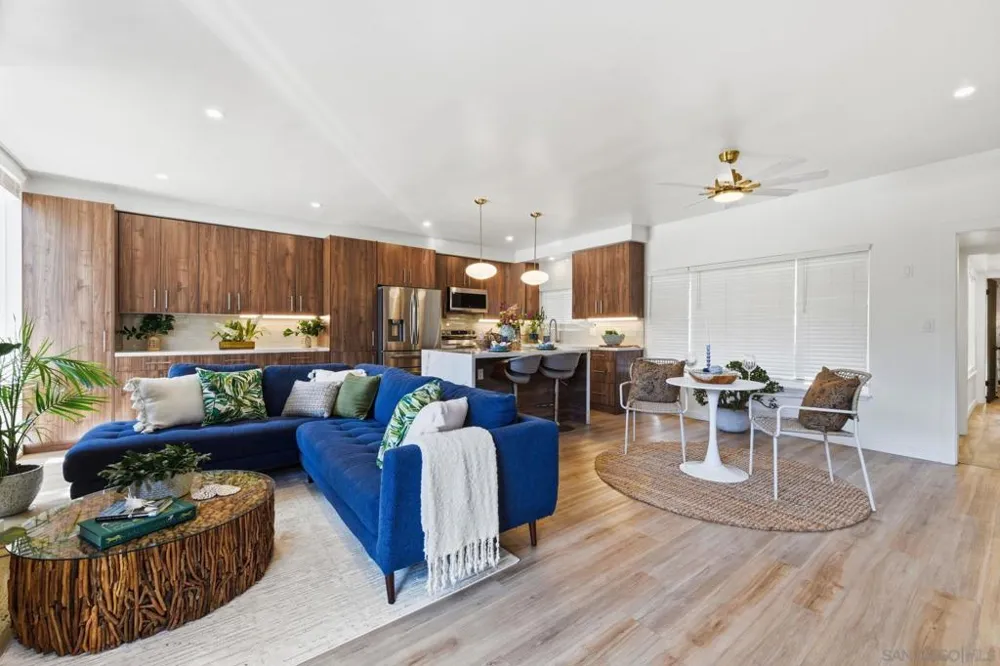 404 Bonair Street La Jolla, CA 92037