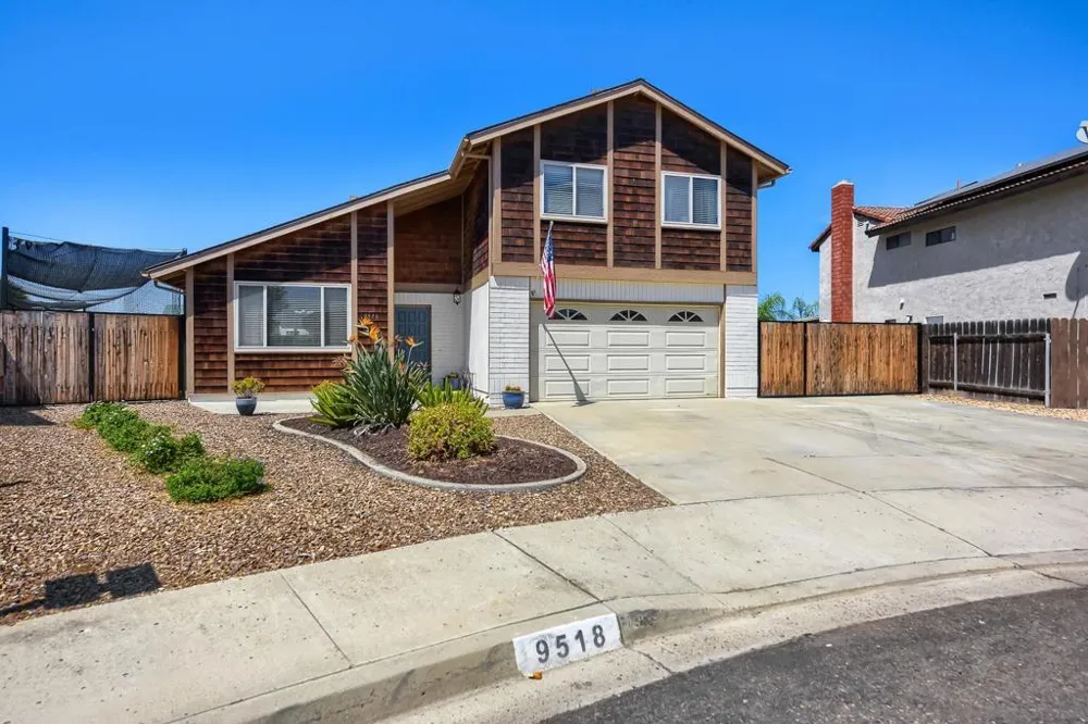 9518 HILLCREEK WAY Santee, CA 92071