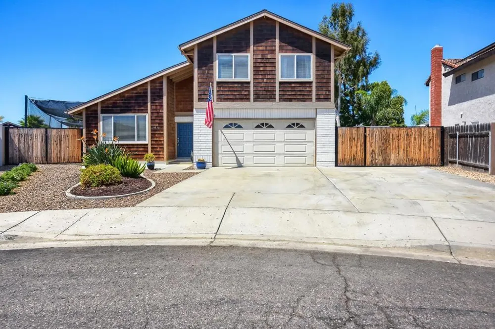 9518 HILLCREEK WAY Santee, CA 92071