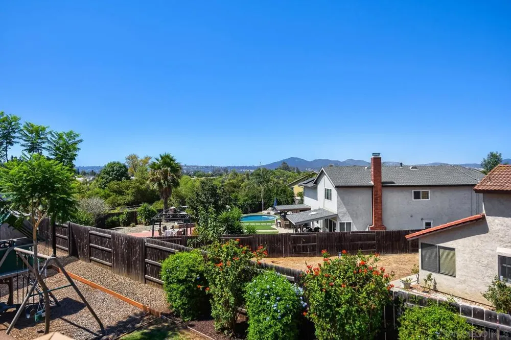 9518 HILLCREEK WAY Santee, CA 92071
