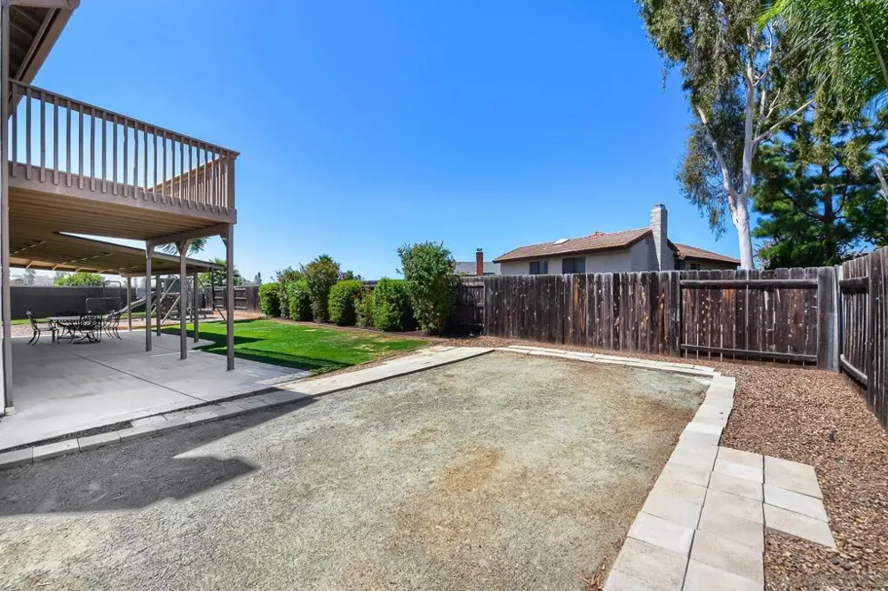 9518 HILLCREEK WAY Santee, CA 92071