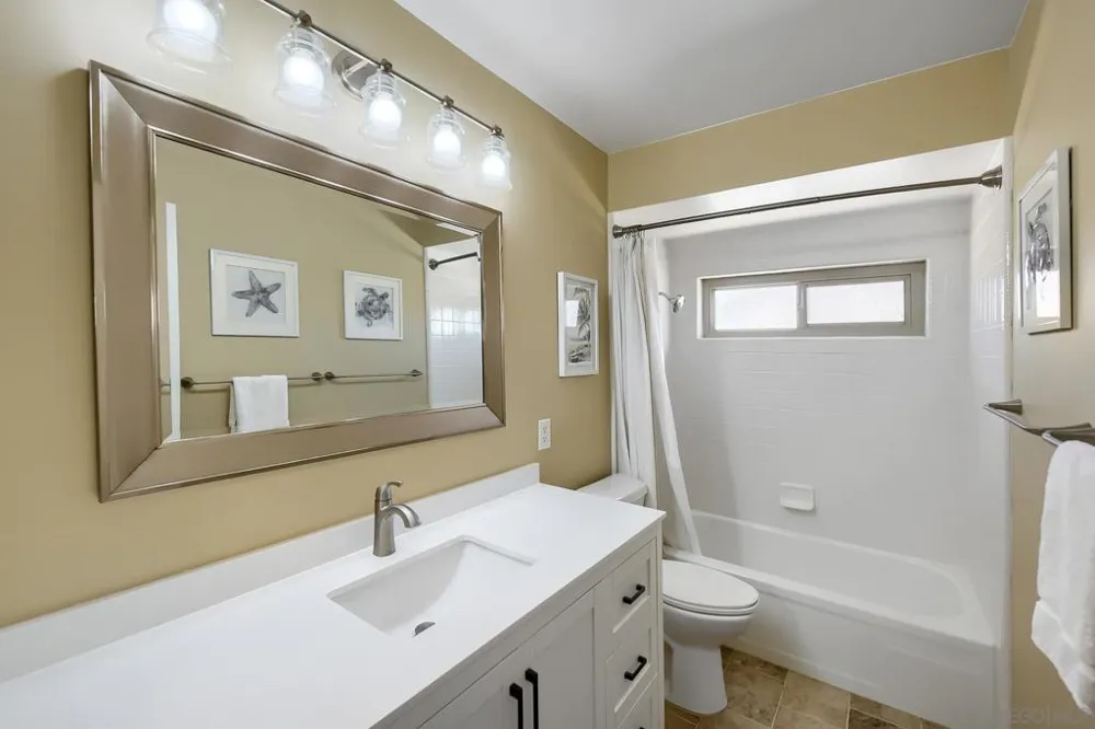9518 HILLCREEK WAY Santee, CA 92071