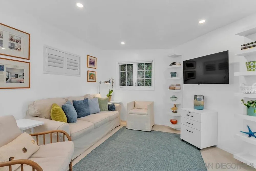 1111 G Avenue Coronado, CA 92118