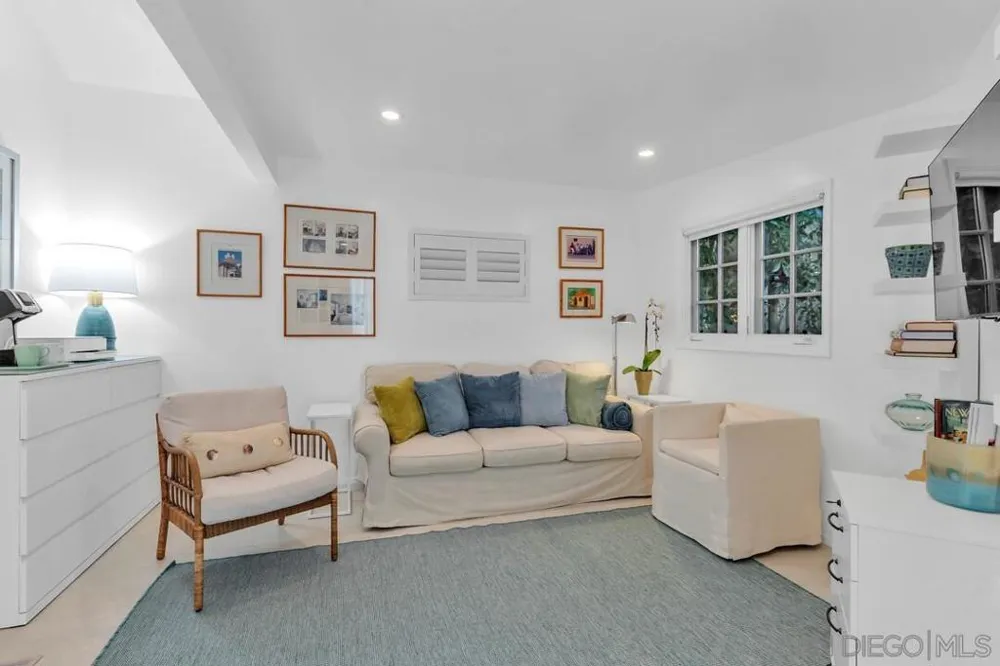 1111 G Avenue Coronado, CA 92118