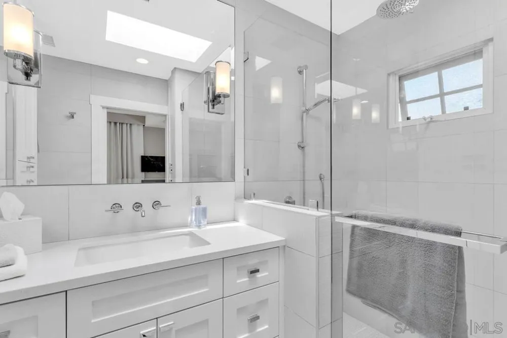 1111 G Avenue Coronado, CA 92118