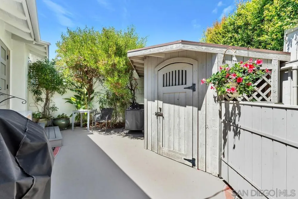 1111 G Avenue Coronado, CA 92118