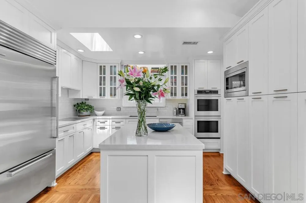 1111 G Avenue Coronado, CA 92118