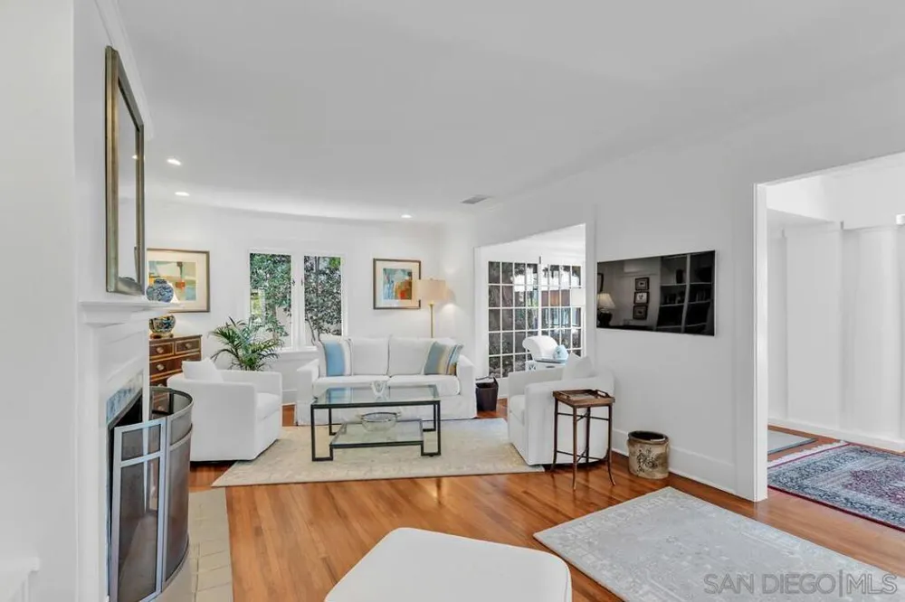 1111 G Avenue Coronado, CA 92118