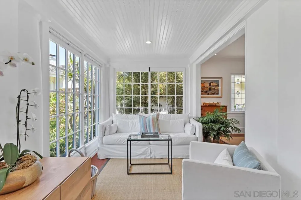 1111 G Avenue Coronado, CA 92118