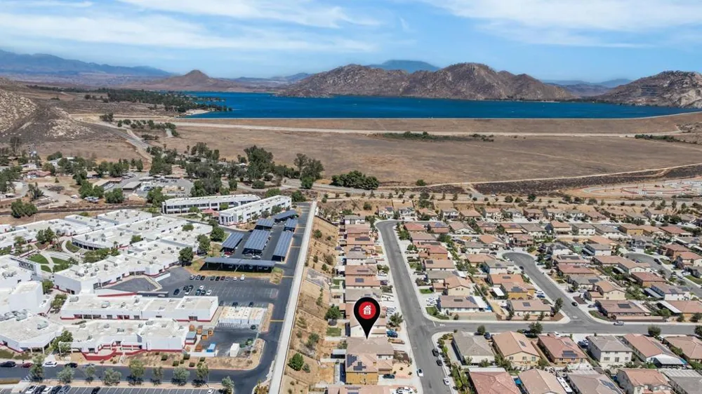 826 Genaro Drive Perris, CA 92571