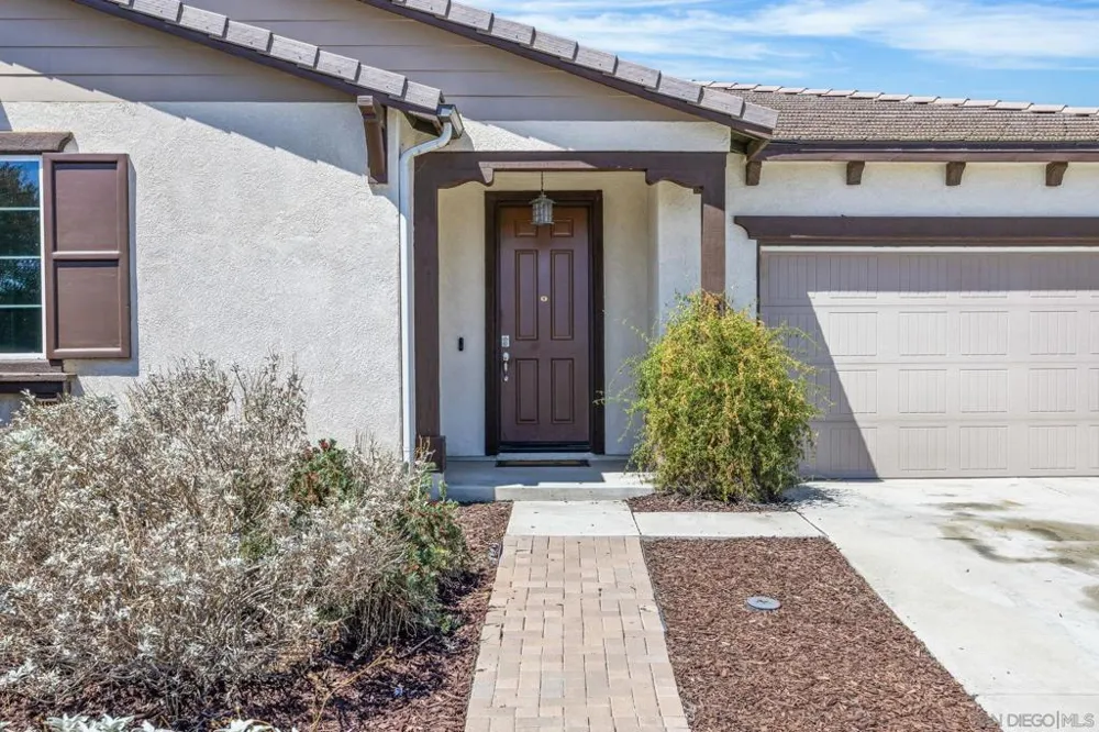 826 Genaro Drive Perris, CA 92571