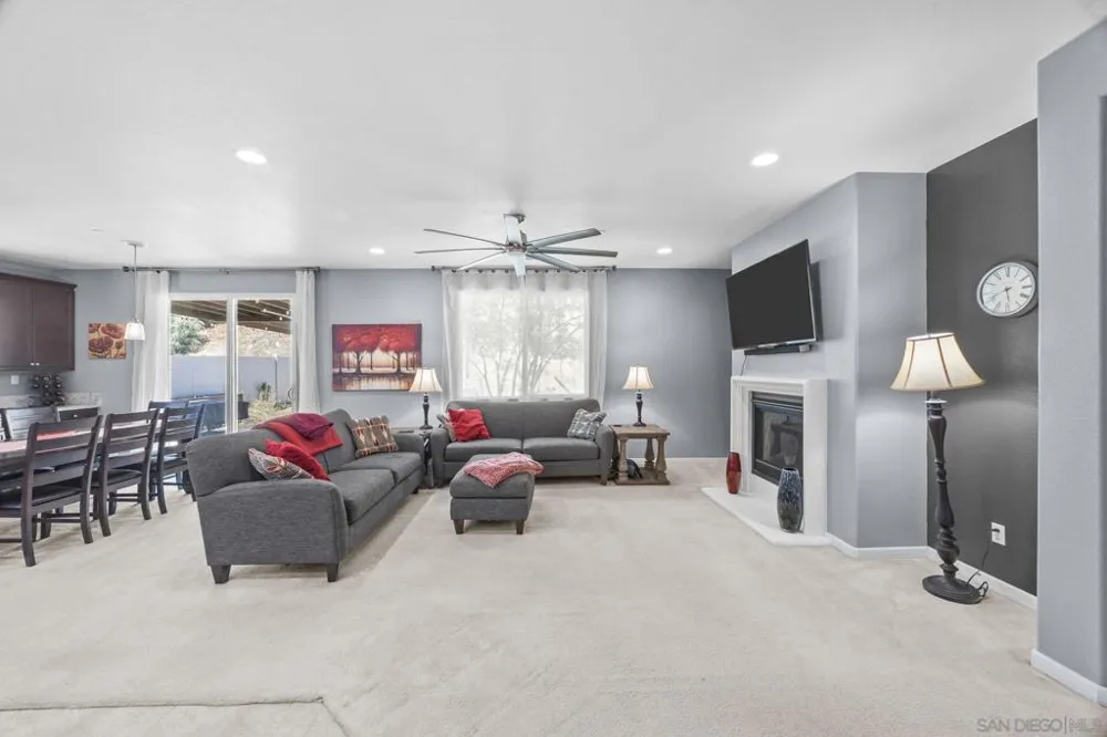 826 Genaro Drive Perris, CA 92571