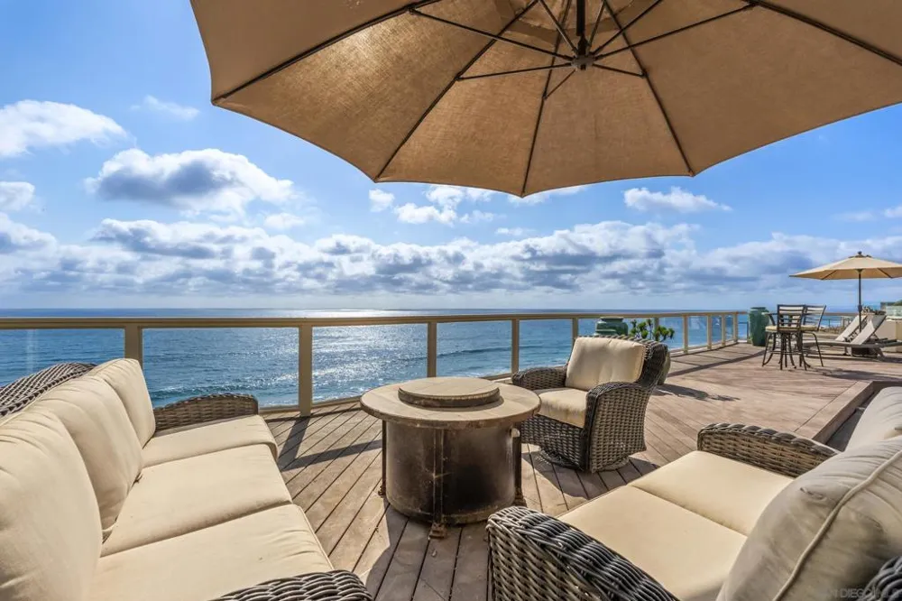 518 Neptune Encinitas, CA 92024