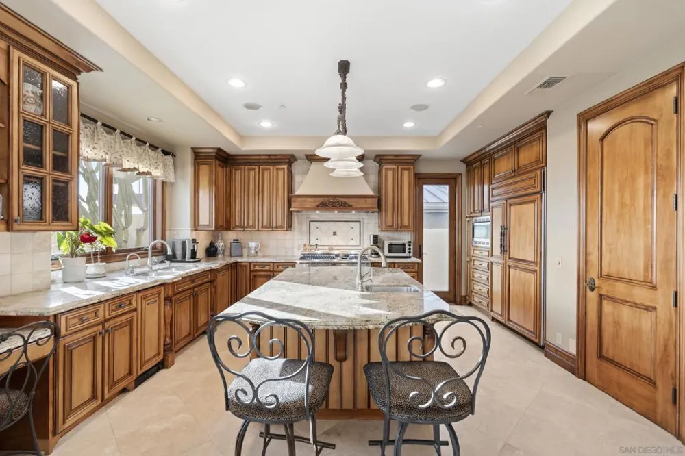 518 Neptune Encinitas, CA 92024
