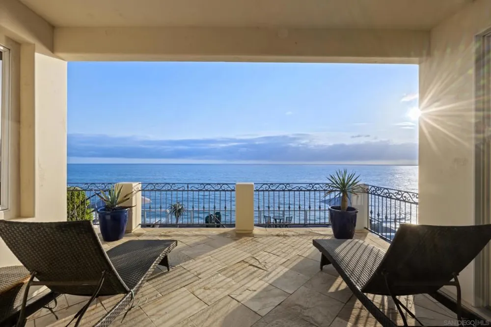 518 Neptune Encinitas, CA 92024