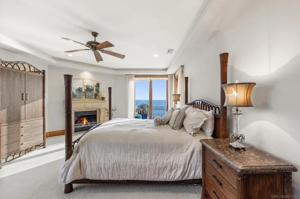 518 Neptune Encinitas, CA 92024