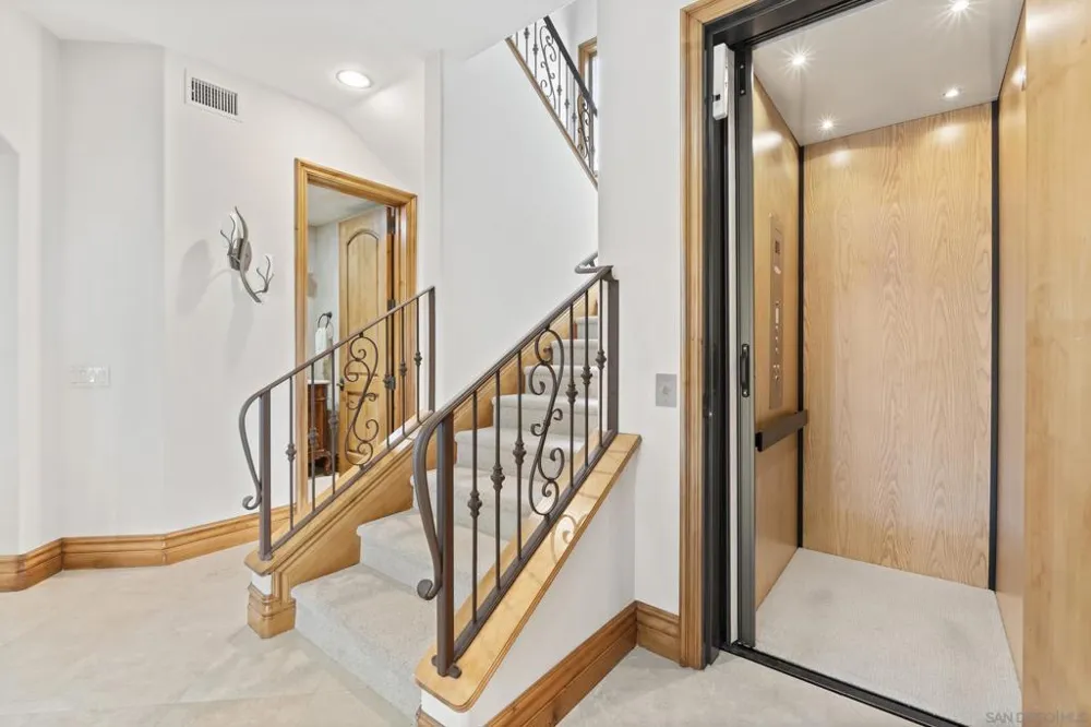 518 Neptune Encinitas, CA 92024