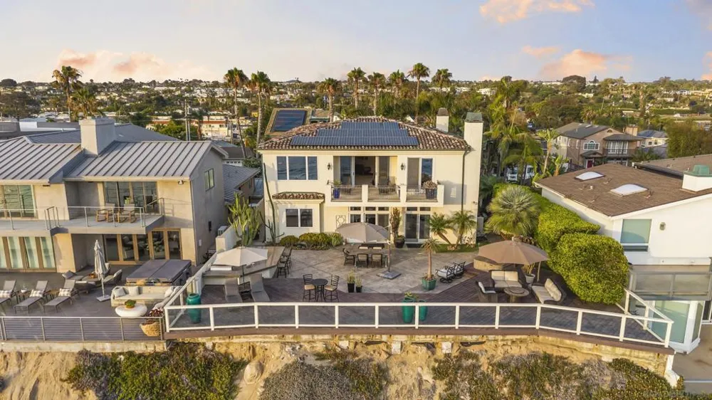 518 Neptune Encinitas, CA 92024