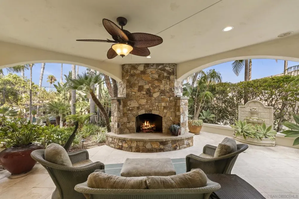 518 Neptune Encinitas, CA 92024