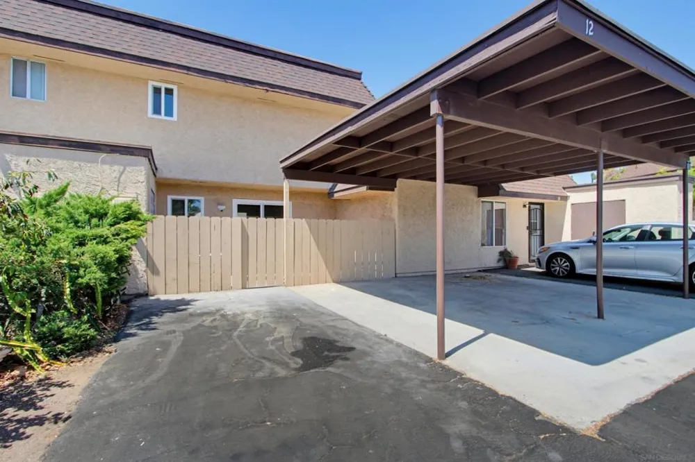 2121 E Grand Ave #C12 Escondido, CA 92027