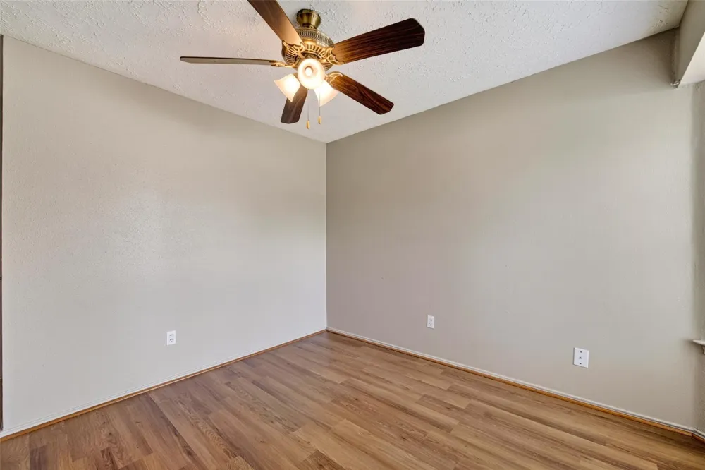 14002 Kathi Lynn Lane Sugar Land, TX 77498