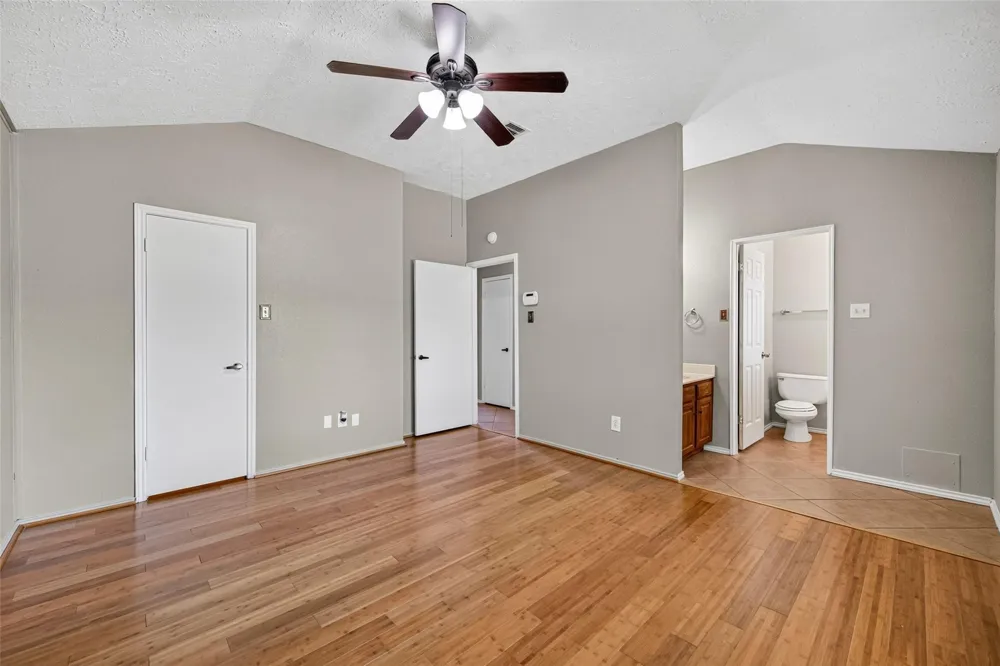 14002 Kathi Lynn Lane Sugar Land, TX 77498