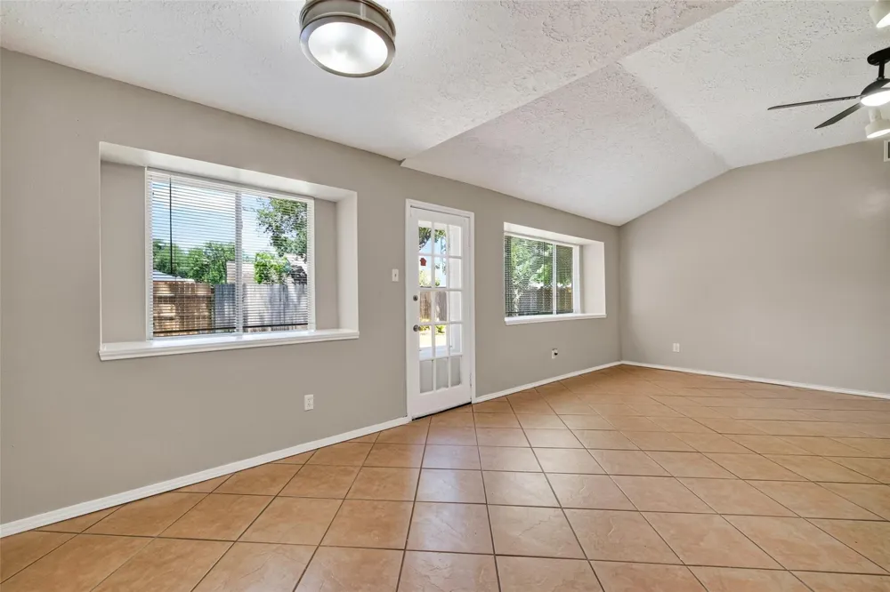 14002 Kathi Lynn Lane Sugar Land, TX 77498