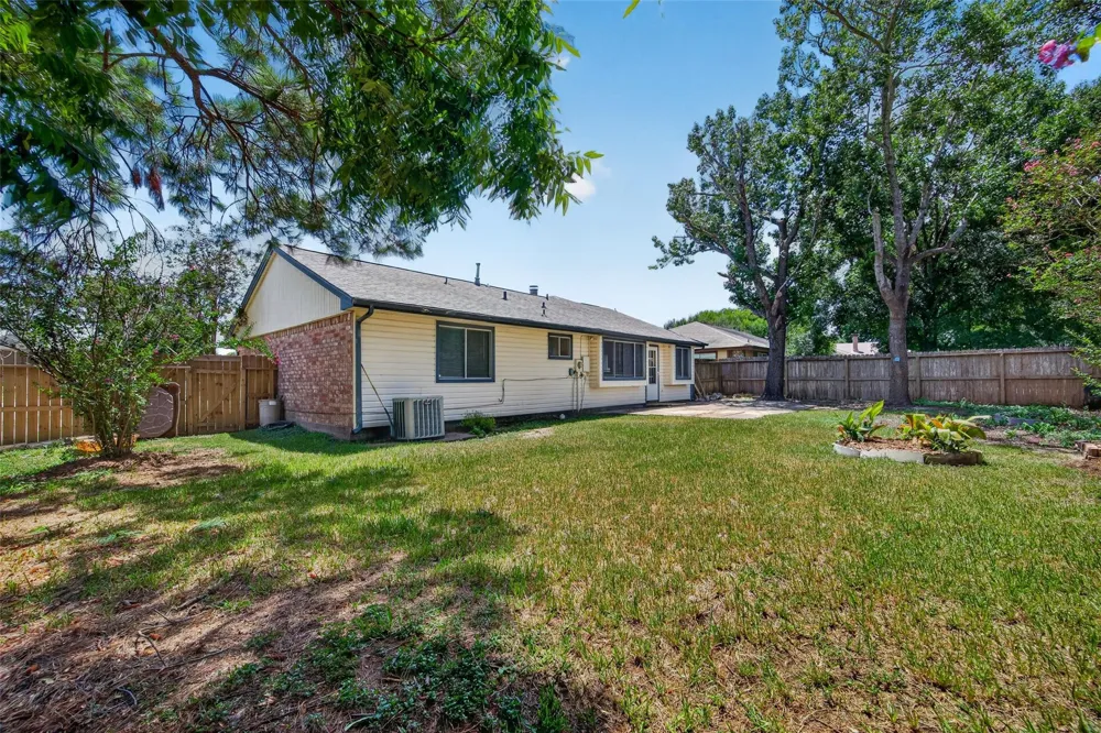14002 Kathi Lynn Lane Sugar Land, TX 77498