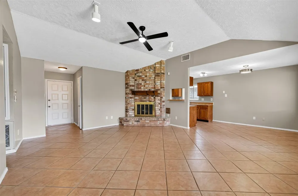 14002 Kathi Lynn Lane Sugar Land, TX 77498