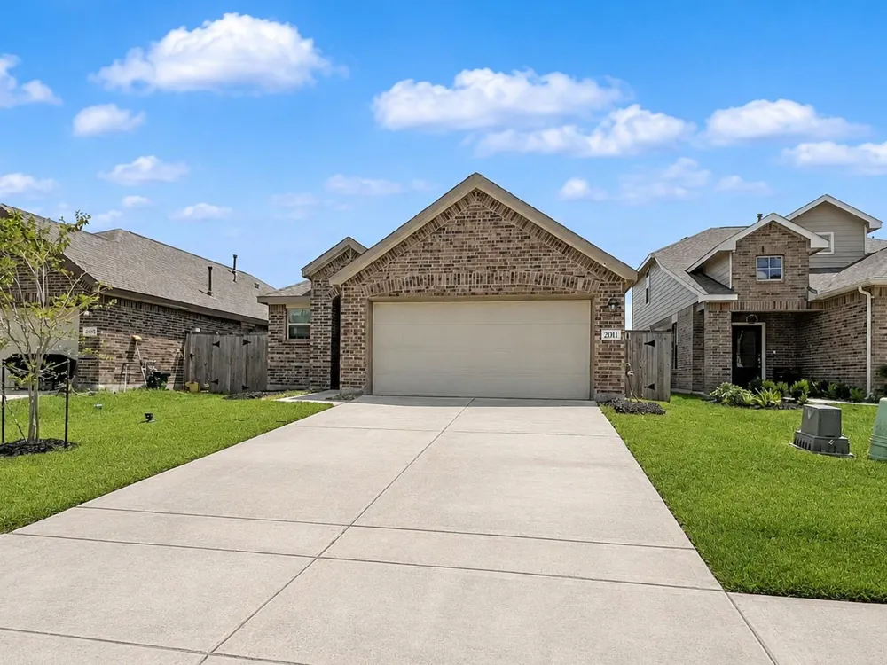 2011 Ballesteros Street Crosby, TX 77532