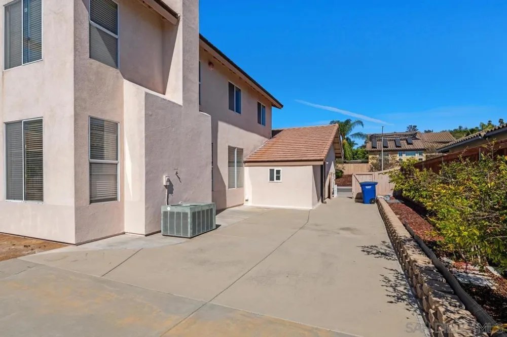 3354 Monique Lane Spring Valley, CA 91977