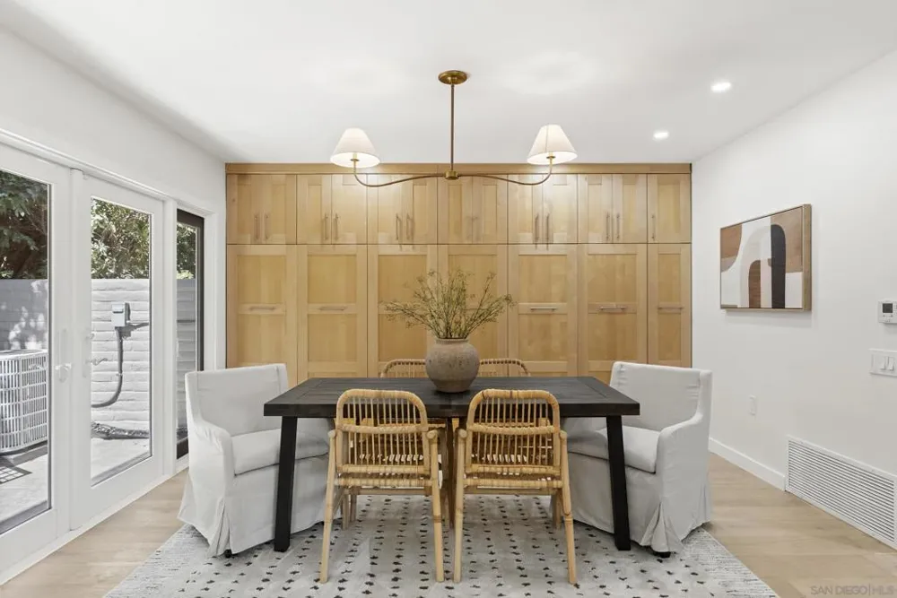 5552 Caminito Herminia La Jolla, CA 92037