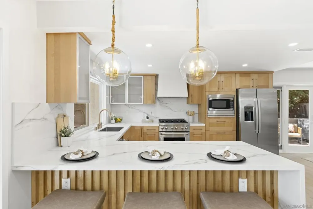 5552 Caminito Herminia La Jolla, CA 92037