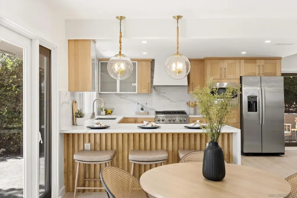 5552 Caminito Herminia La Jolla, CA 92037