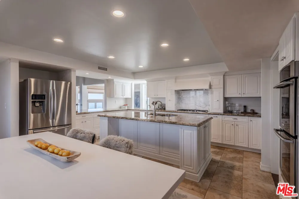 24624 Blue Dane Lane Malibu, CA 90265
