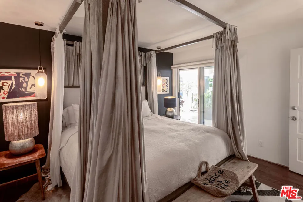 24624 Blue Dane Lane Malibu, CA 90265