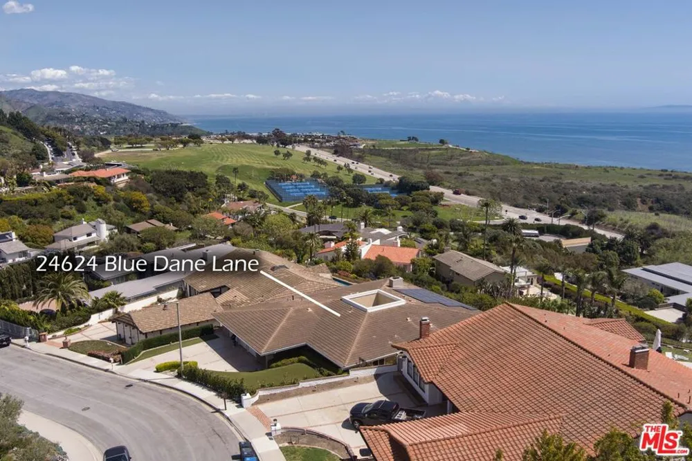 24624 Blue Dane Lane Malibu, CA 90265