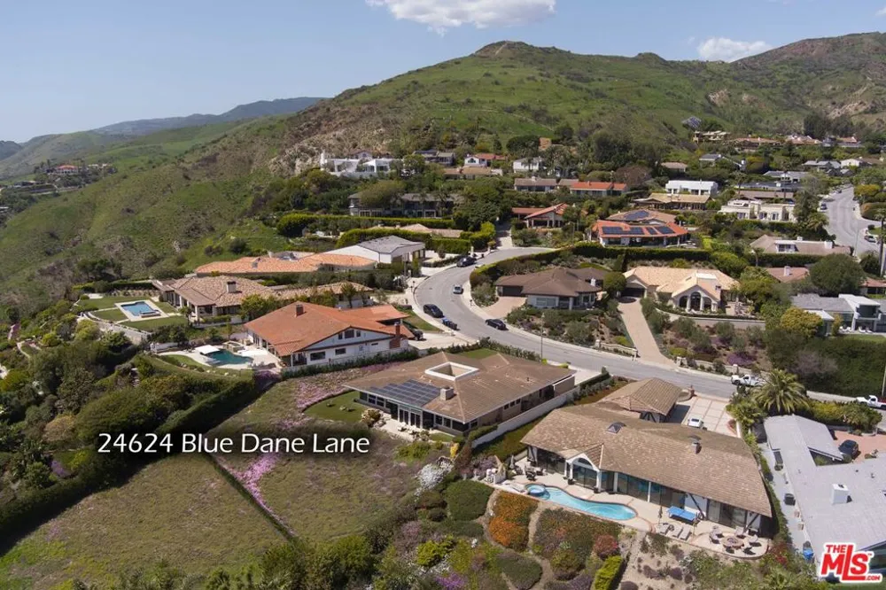 24624 Blue Dane Lane Malibu, CA 90265