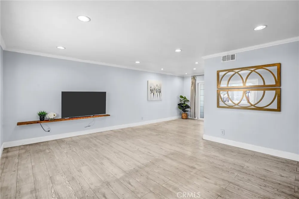 3426 S Hedgerow West Covina, CA 91792