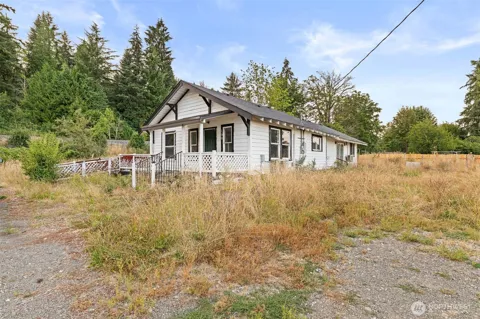108 Martina Street SE