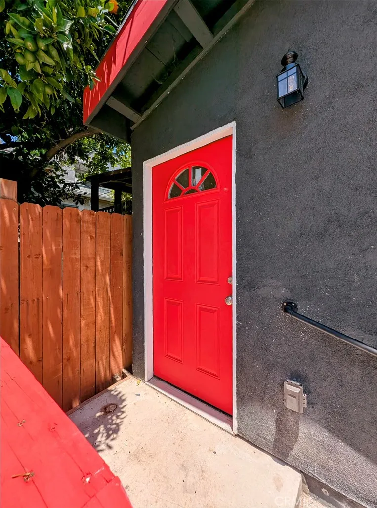 1575 Munson Avenue #1/2 Los Angeles, CA 90042