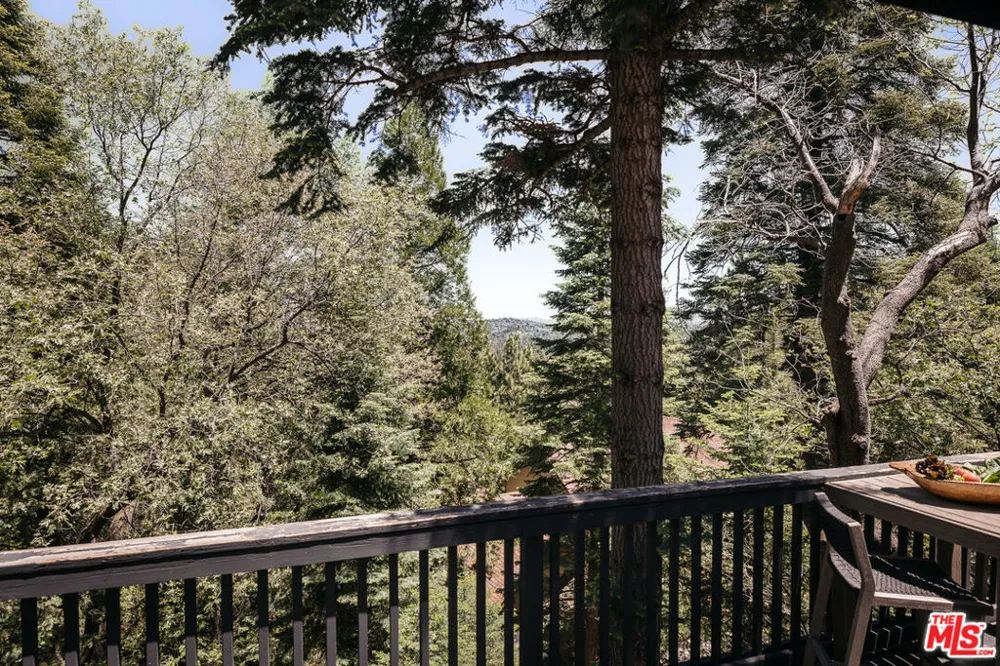 26270 Augusta Drive Lake Arrowhead, CA 92352