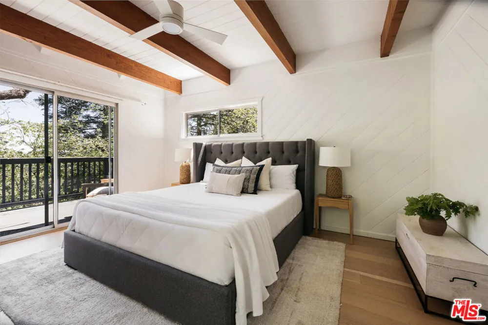26270 Augusta Drive Lake Arrowhead, CA 92352