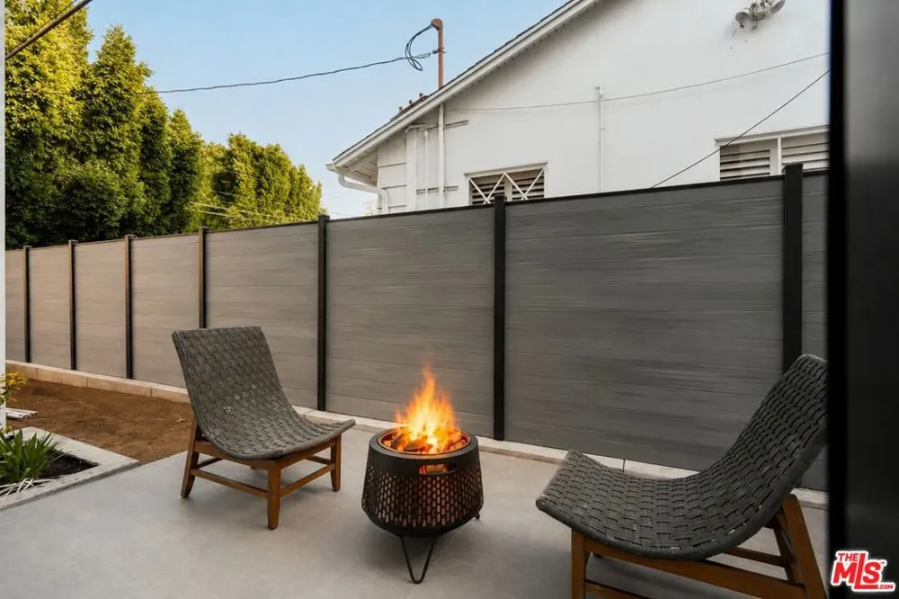 4423 Noble Avenue Sherman Oaks, CA 91403