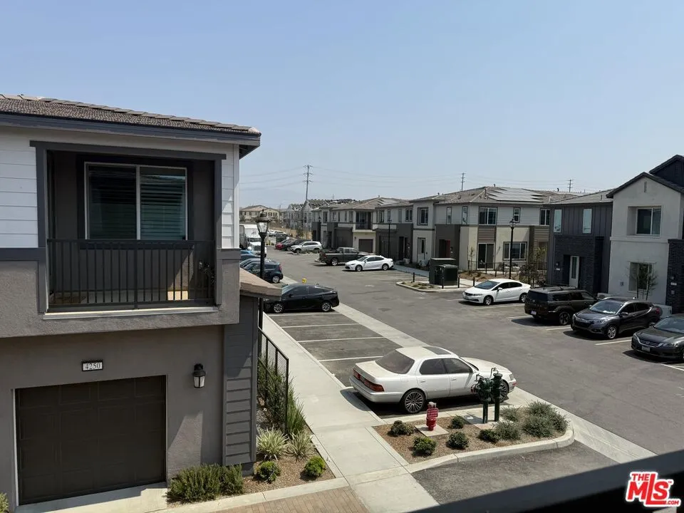 4276 S Montoya Paseo Ontario, CA 91762