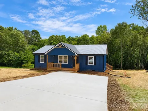 2953 Link Drive
