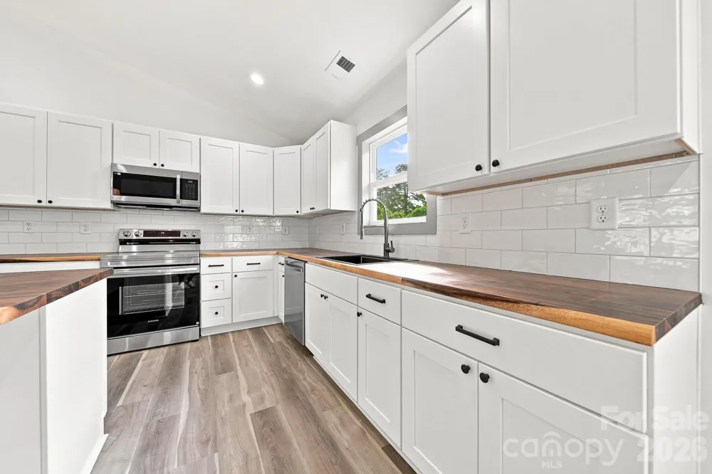 2953 Link Drive Granite Falls, NC 29630