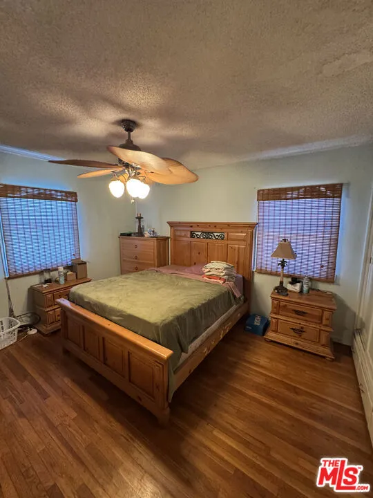 3965 Palm Avenue Lynwood, CA 90262