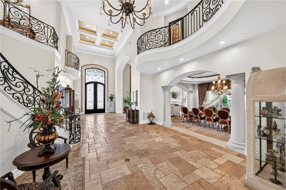 2465 Collinas Chino Hills, CA 91709
