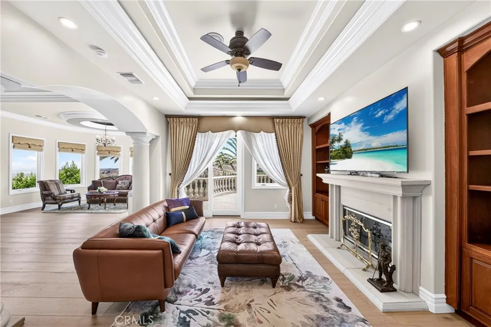 2465 Collinas Chino Hills, CA 91709